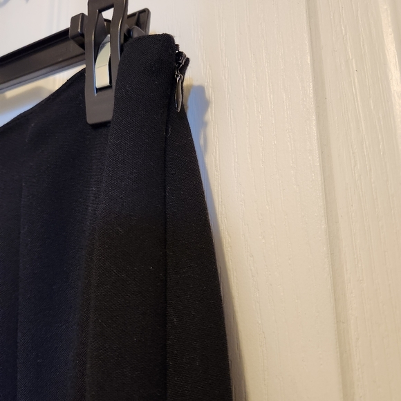 Jones Wear Black Midi Skirt 6P - Picture 2 of 8
